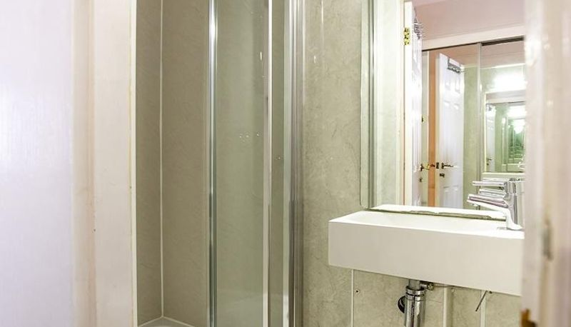 Appartement - Craigmillar Castle Edinburgh OYO Arden Guest House