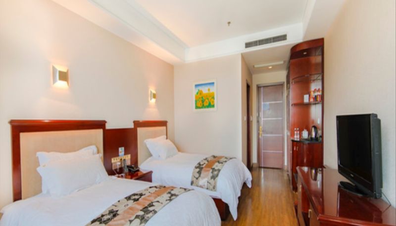 Info - Shanghai National Convention and Exhibition Center Yilai Jiuting Hotel