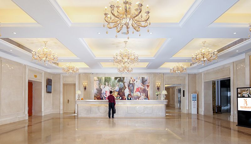 Widok na zewnątrz - Vienna International Hotel  Zhanjiang  origin  Pla