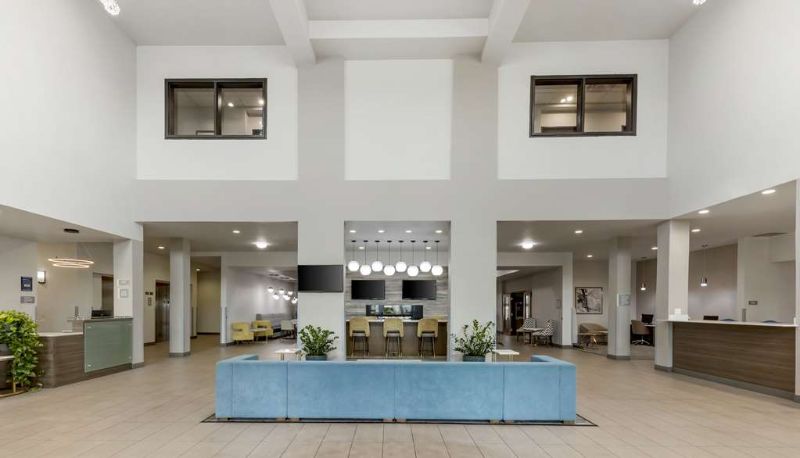 Hall - Best Western Plus Chickasha Inn