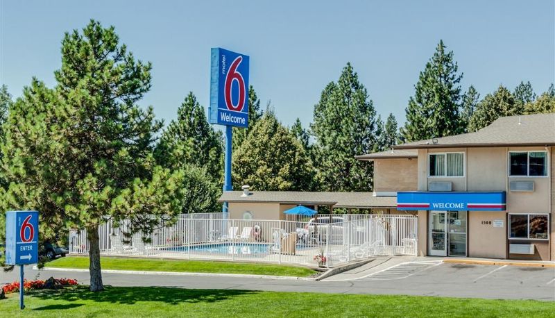 Exterior view - WA - West Motel 6 Spokane