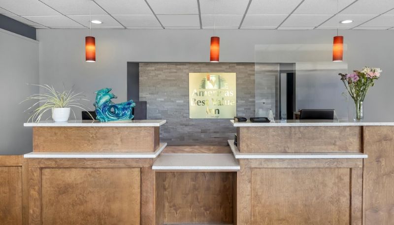 Salon - Americas Best Value Inn Douglasville