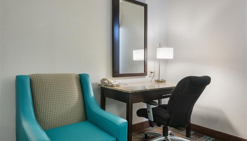 Camera - Best Western Plus DeRidder Inn & Suites