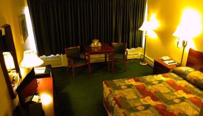 Camera - Baxter Park Inn Millinocket