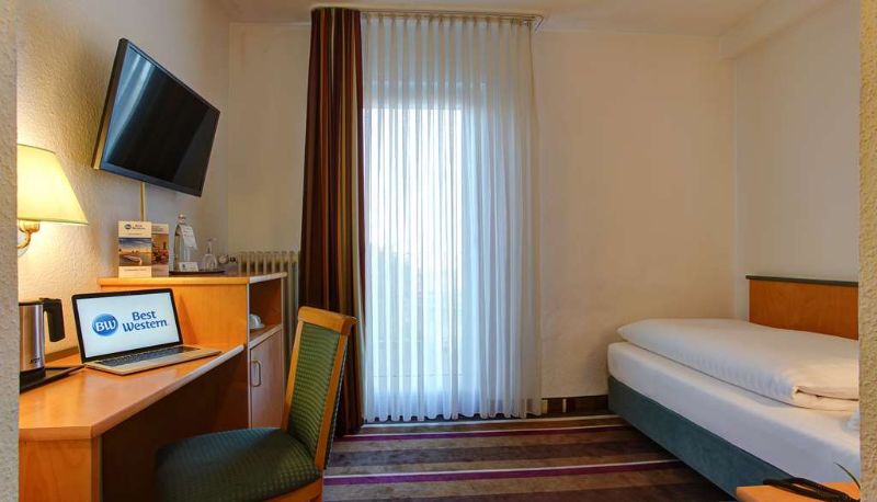 Standaardkamer (eenpersoons) - Ambassador Hotel Düsseldorf - Ihr Budgethotel