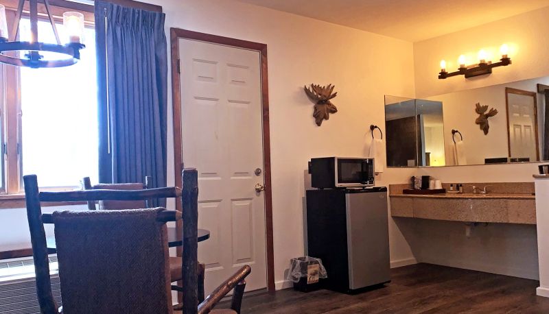 Zimmer - Adirondack Lodge Old Forge