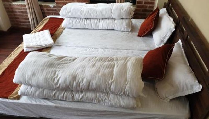 Dreibettzimmer - HOTEL LAYAKU DURBAR