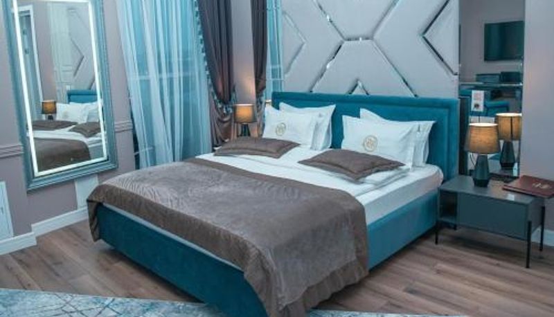Suite - Royal BV
