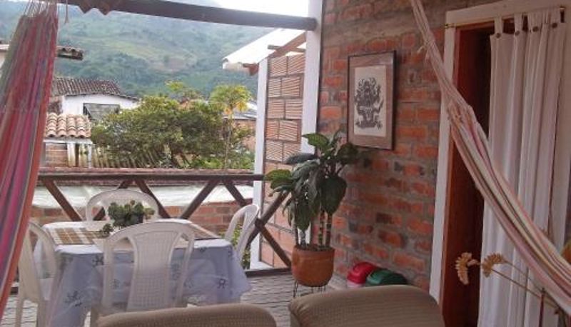Terasse - Hotel Kantarrana Urbana Jardin