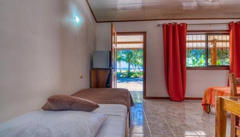 Trebäddsrum - Yucca Beachfront Hotel - Adults Only