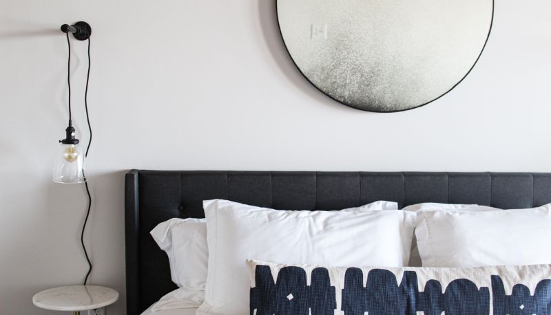 Camera - Bowline Hotel