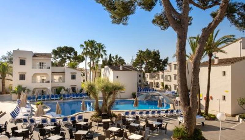 Piscina - Cabot Club Torreblanca