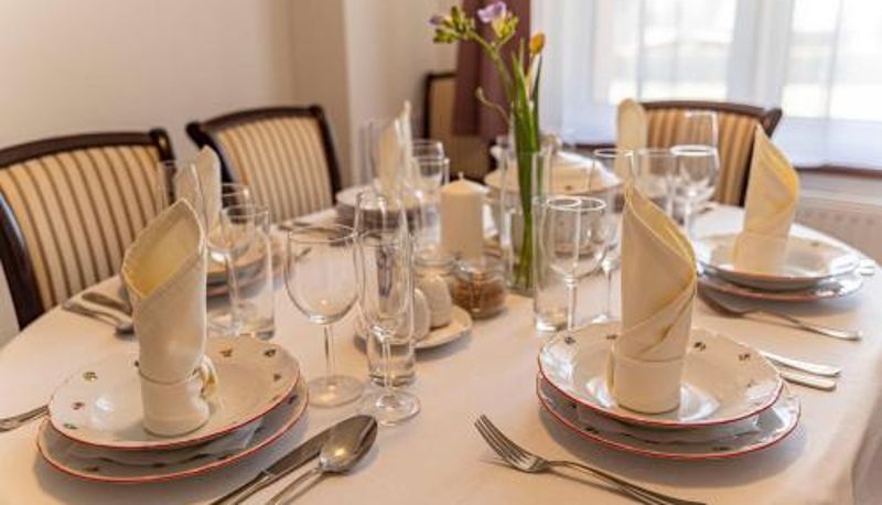 Sala prima colazione all'interno del ristorante - Hotel Kolonie