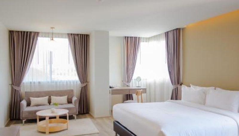 Suite - Chiang Mai - SHA Extra Plus The Rise Suites Hotel
