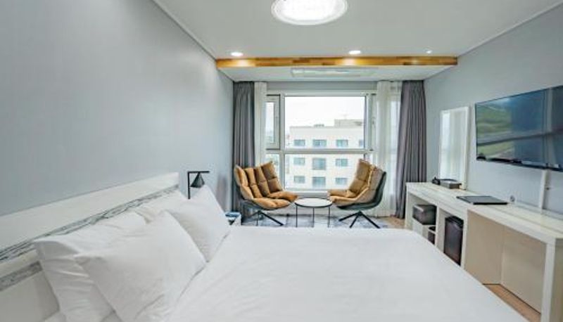 Zimmer - Hotel Sweet Castle Jeju Hamdeok