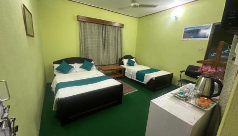 Room - New Pokhara Lodge - Pokhara Lakeside