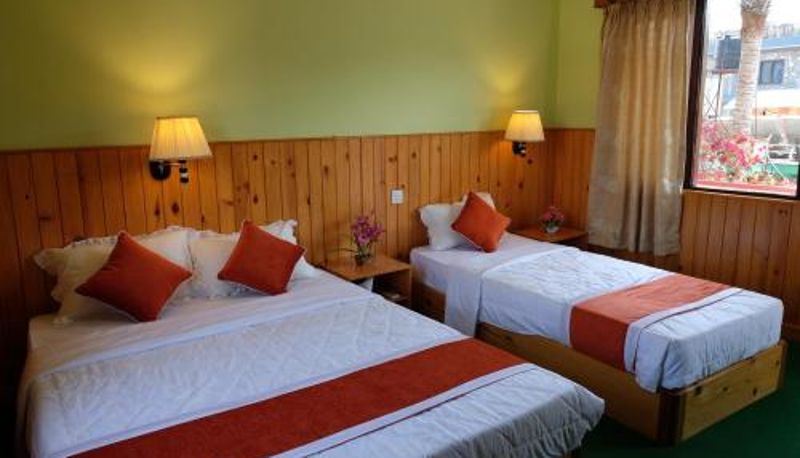 Room - New Pokhara Lodge - Pokhara Lakeside