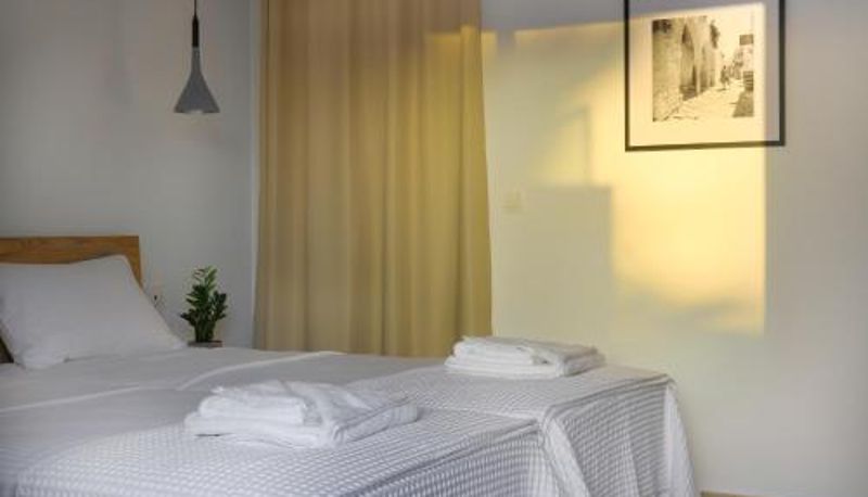 Info - Sea Breeze Hotel