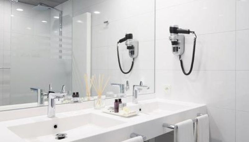 Informacje - Amel Mitte Bed & Breakfast