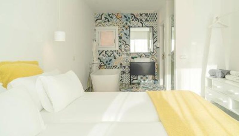 Info - CalaLanzarote Suites Hotel - Adults Only