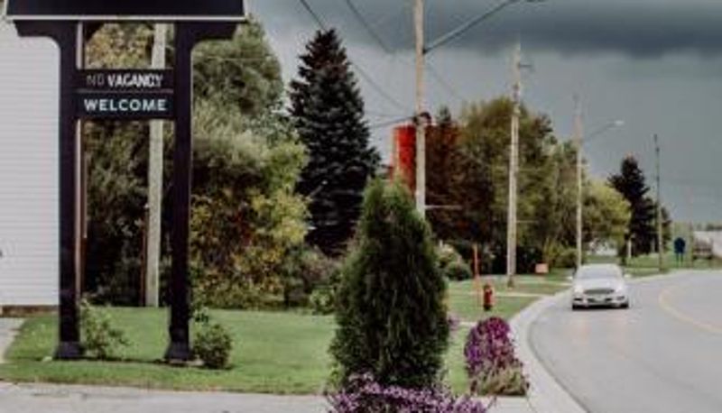 Info - ON - Lakeside Motel The Bayview Motel - Fort Frances