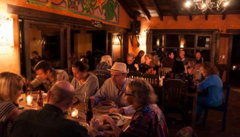 Sala śniadaniowa w restauracji - La Iguana Perdida