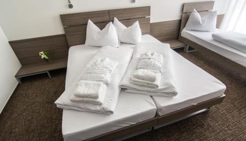 Camera - Lifestyle Hotel Leithana