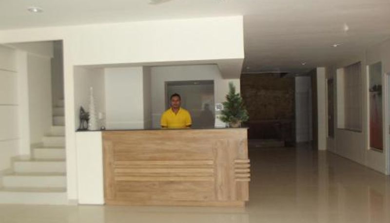 Recepción - L Bajo Hotel