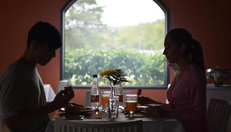 Frühstücksraum innerhalb des Restaurants - Hotel Yalconia