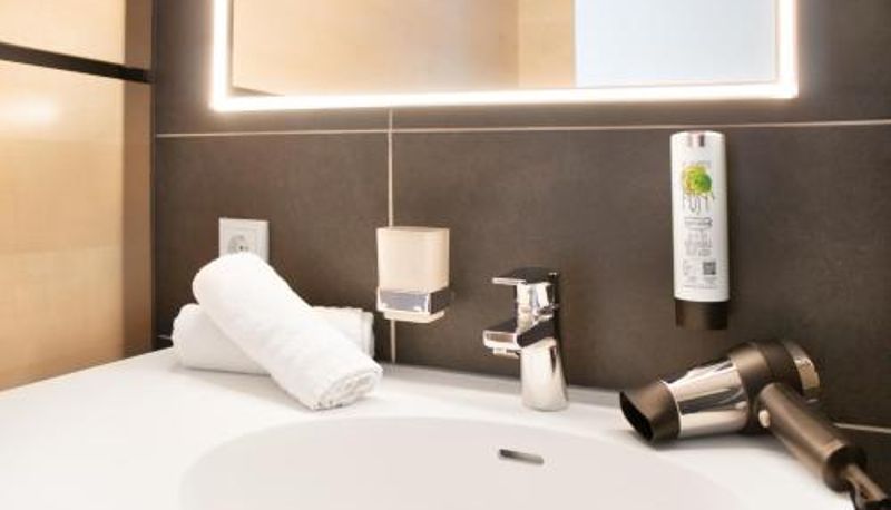 Badkamer - KU Hotel by WMM Hotels