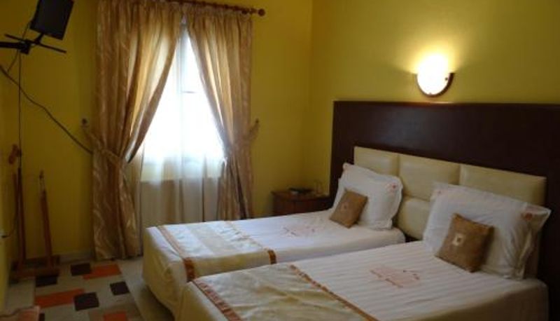 Info - Hotel Konti