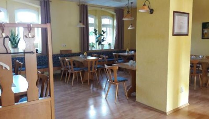 Sala śniadaniowa w restauracji - Gasthof zum alten Schulmeister