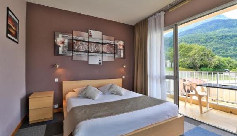 Camera - Hôtel Les Flots Bleus