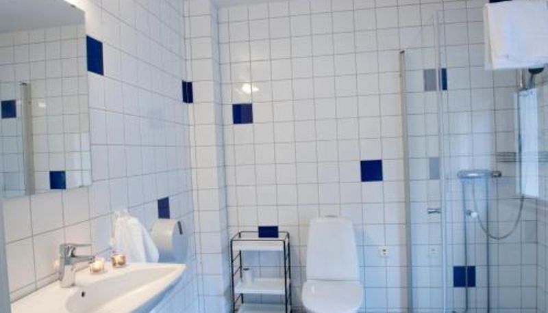 Badezimmer - Valbergsängen Hotell & Vandrarhem