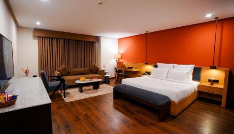 Zimmer - Nine Tree Luxury Hotel & Suites Lahore
