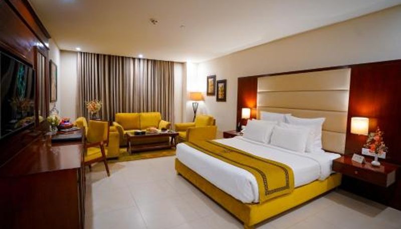 Zimmer - Nine Tree Luxury Hotel & Suites Lahore