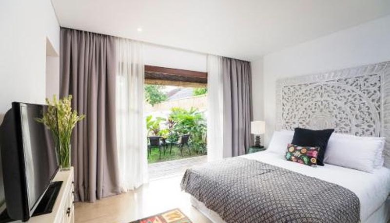 Info - Infinity Pool ! Calma Ubud Suite & Villas - Rice Fields View