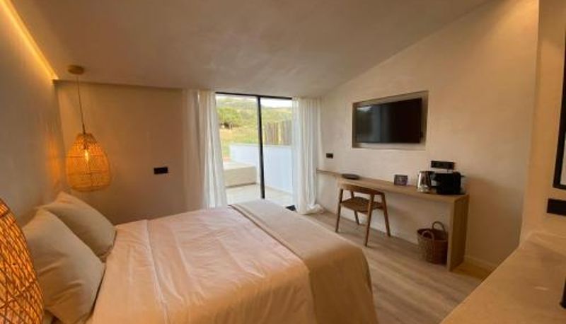 Info - S´Estancia Suites