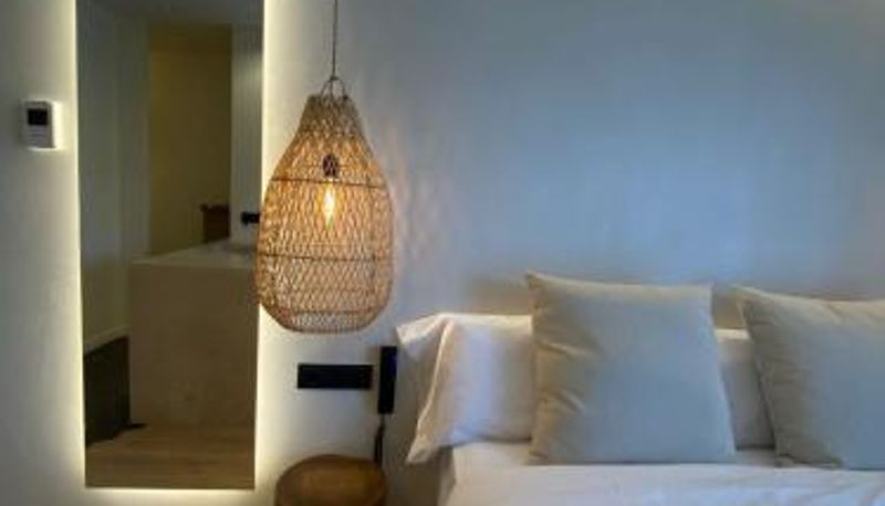 Room - S´Estancia Suites