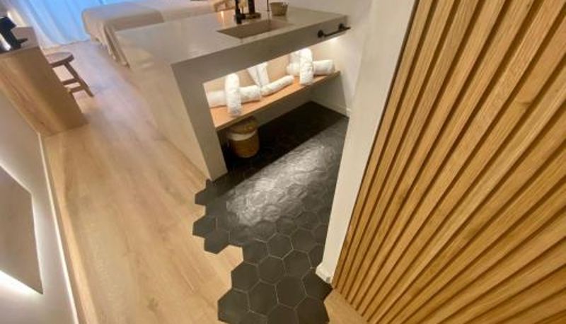 Room - S´Estancia Suites