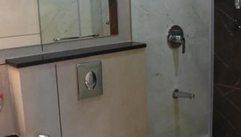 Bagno - Heritage Inn
