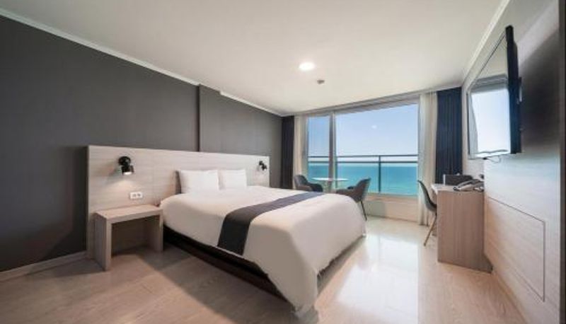 Room - Gyeongpo Soo Hotel