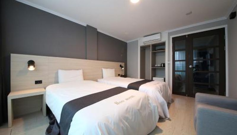Room - Gyeongpo Soo Hotel
