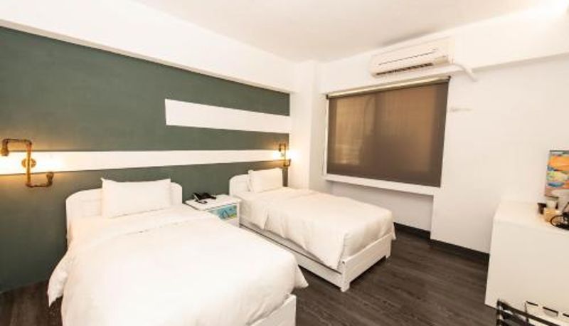 Zimmer - Traveller Inn - Mido Hotel