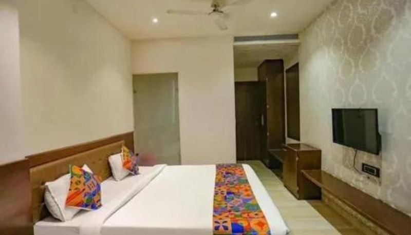 Info - FabHotel Sun Park