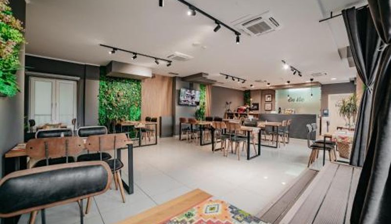 Sala de desayunos dentro del restaurante - Hotel Dorrah