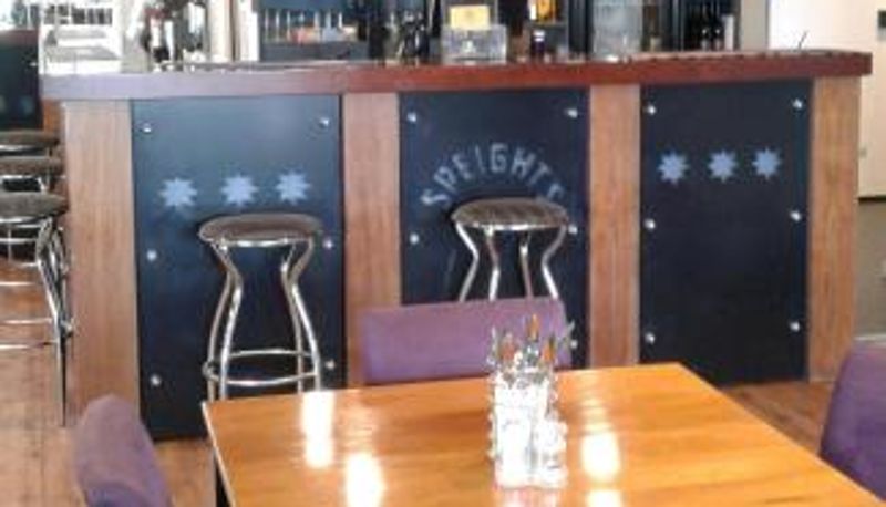 Bar - Catlins Hotel