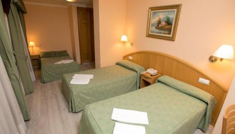 Chambre triple - Hotel PAYRO