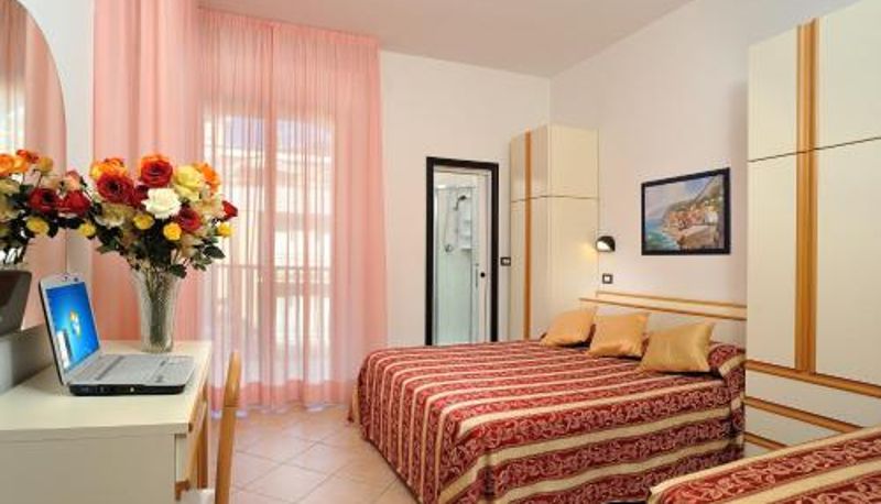 Habitación estándar - Hotel Amedeo