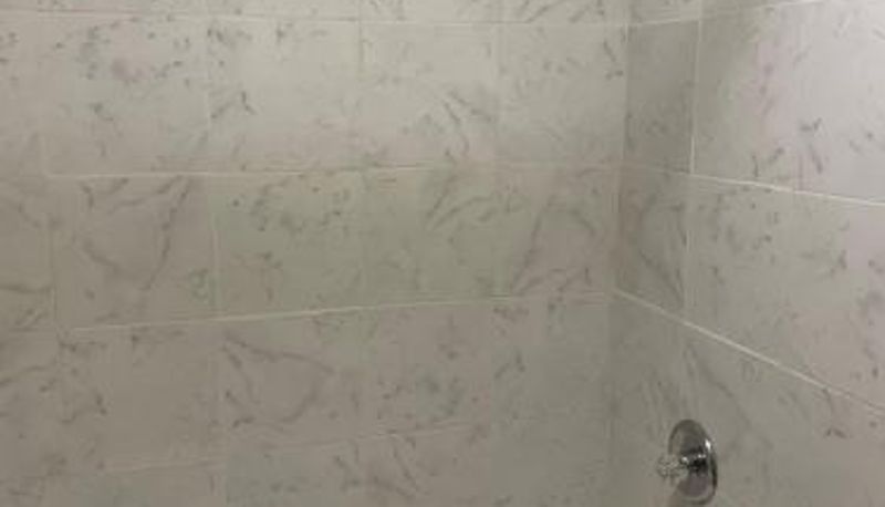 Banyo - Linder Motor Lodge